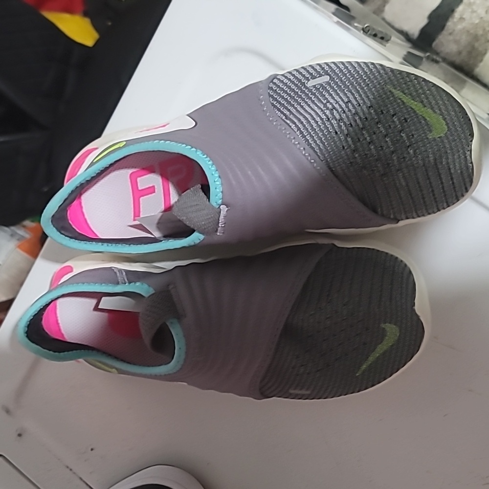 Nike shoes